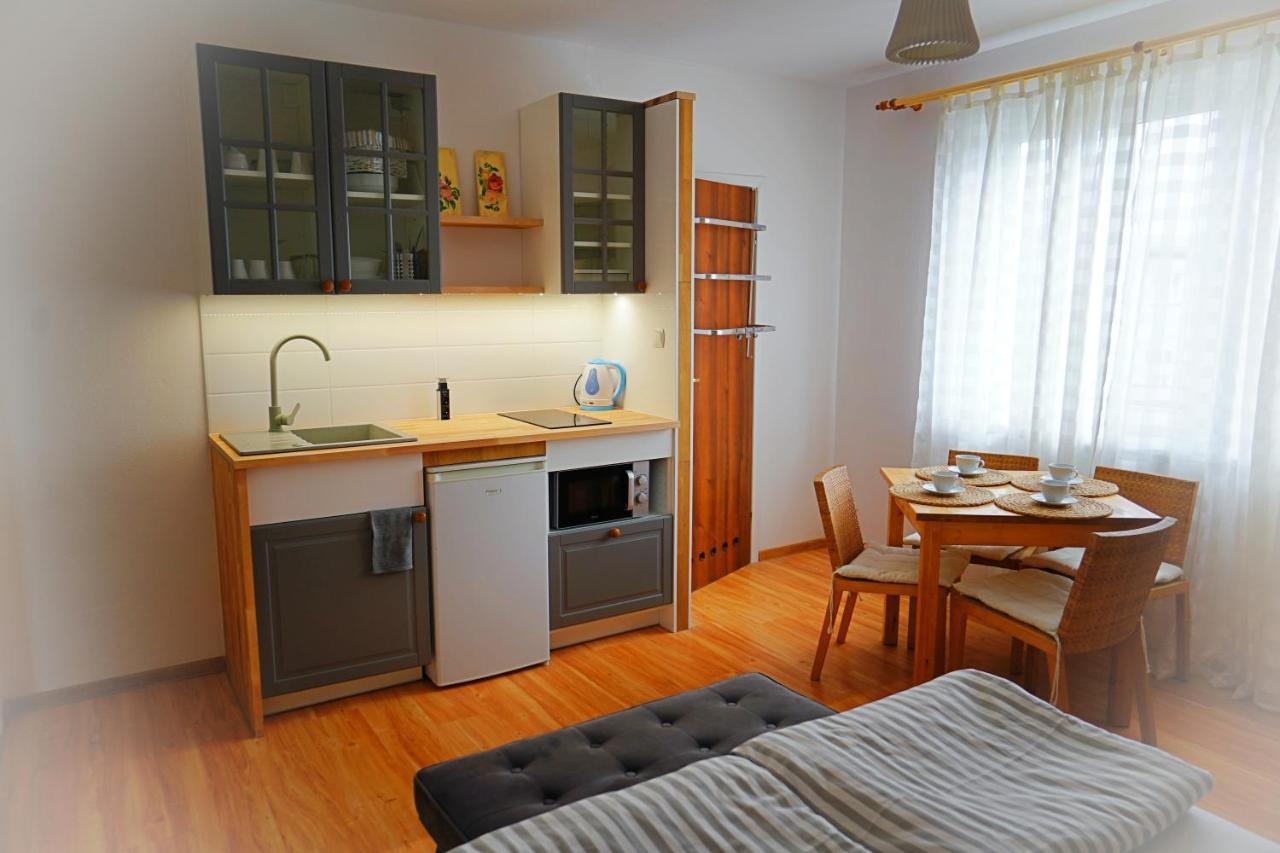 Iwona Pokoje Apartamenty Karwia Exterior photo