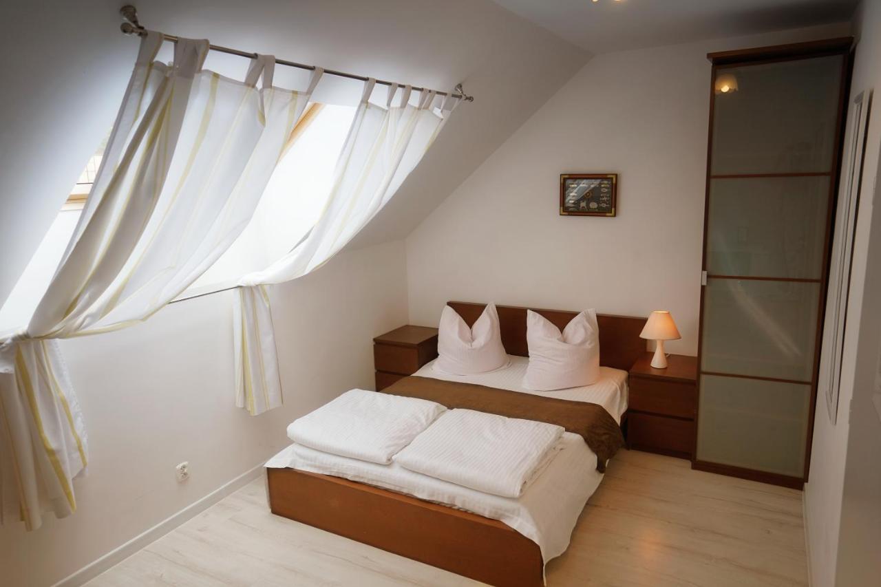 Iwona Pokoje Apartamenty Karwia Exterior photo